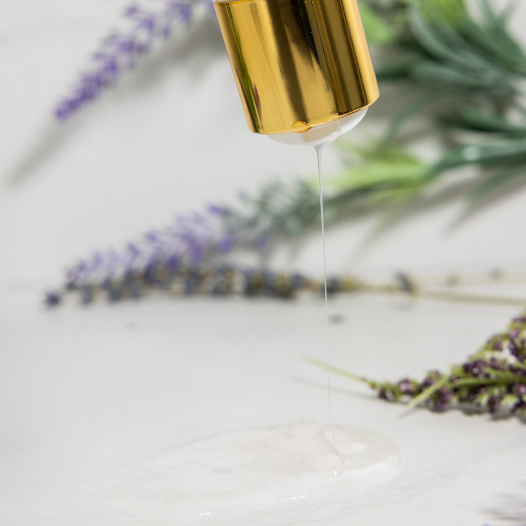 Cleansing Shampoo Lavender Shot - pouring 